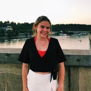 Meet your Posher, Colleen